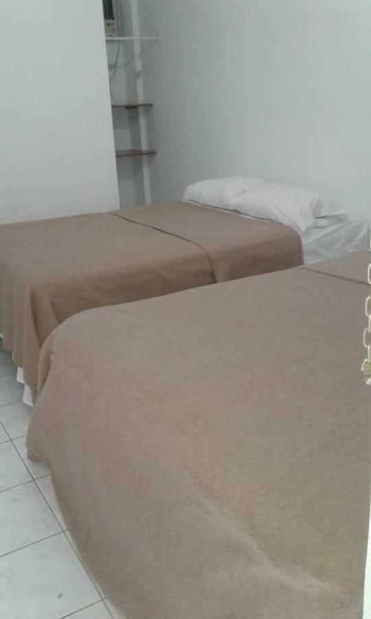 Hotel Manhattan Salinas サリナス エクステリア 写真